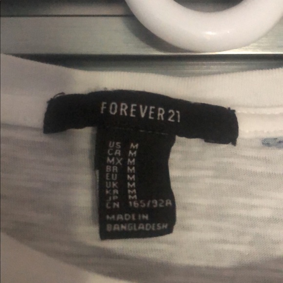 (SOLD) Butterfly Short Sleeve - Picture 3 of 3